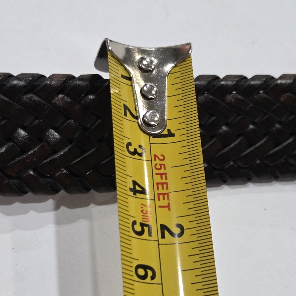 Classic Brown Leather Woven Belt with Gold Buckle Sz.42 /105 - Picture 7 of 7